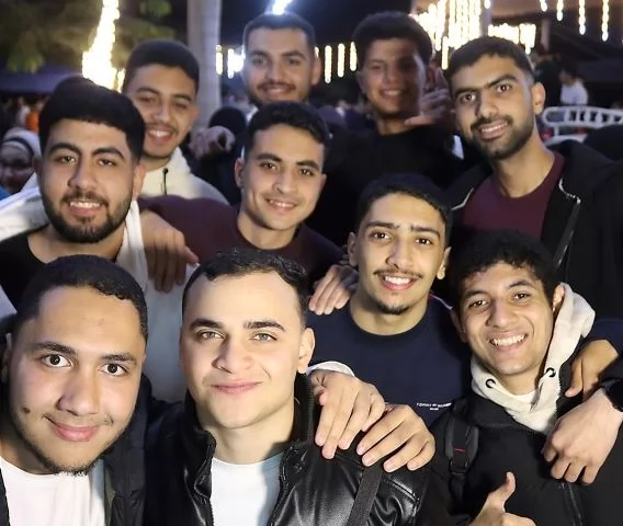 الجامعة المصرية الروسية تنظم حفلات إفطار للطلاب وسط أجواء مبهجة..