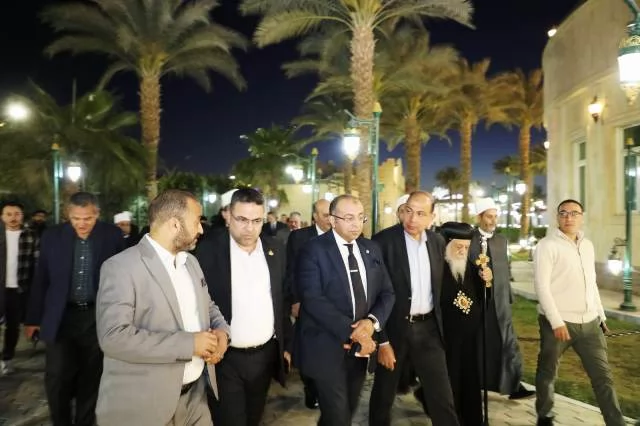 إفطار جماعي بالمنيا.. المحافظ يشدد على التناغم بين البرلمان والت