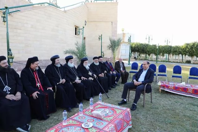 إفطار جماعي بالمنيا.. المحافظ يشدد على التناغم بين البرلمان والت