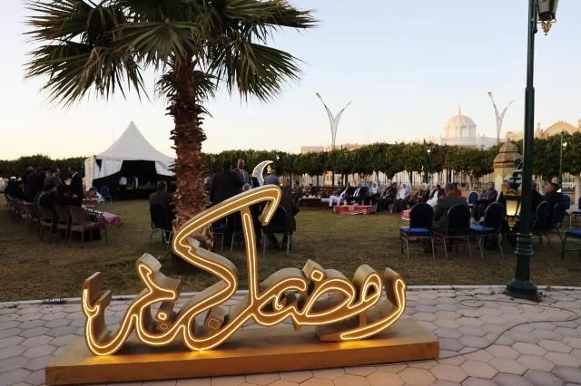 إفطار جماعي بالمنيا.. المحافظ يشدد على التناغم بين البرلمان والت