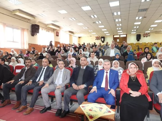 رمضان يشهد تكرم الطلاب الفائزين في مسابقة القران الكريم بالشرقية