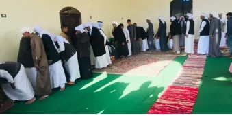 المصريون يصنعون البهجة رغم التحديات ولمّة الأسرة تتصدر المشهد