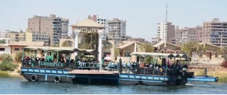 المصريون يصنعون البهجة رغم التحديات ولمّة الأسرة تتصدر المشهد