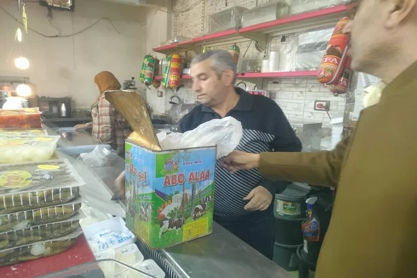 ضبط 630 كجم أسماك غير صالحة وتحرير 19 مخالفة بمغاغة والعدوة