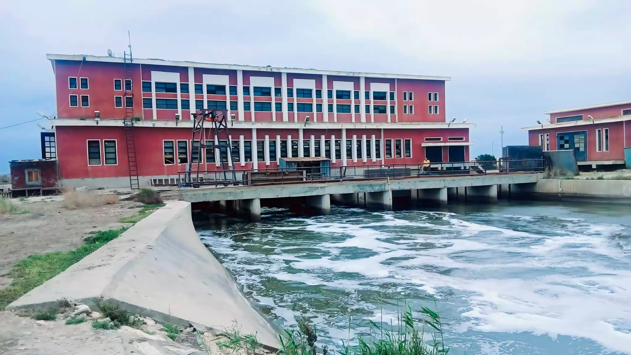 وزير الري: التنسيق مستمر لرفع التصرفات المائية بالترع