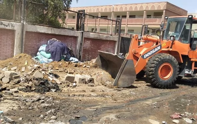 قيادات جهاز بدر تفترس إمبراطورية الباعة الجائلين بمنطقة الزلزال..