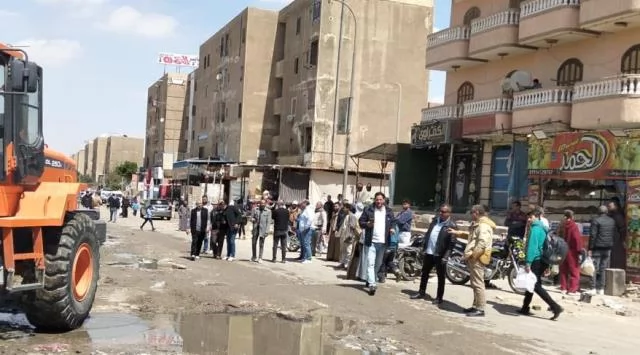 قيادات جهاز بدر تفترس إمبراطورية الباعة الجائلين بمنطقة الزلزال..