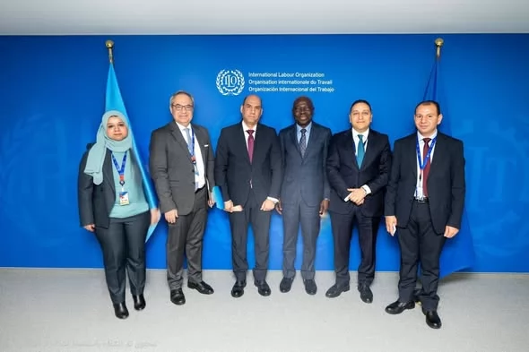 وزير العمل يلتقي المدير العام لمنظمة العمل الدولية في جنيف