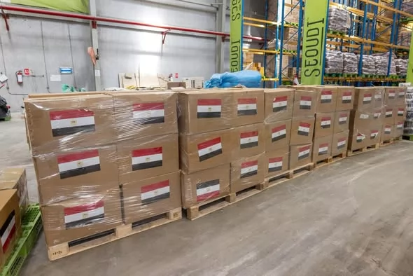 تنفيذًا لتوجيهات الرئيس السيسي.. مصر ترسل 1000 طن مساعدات عاجلة ل