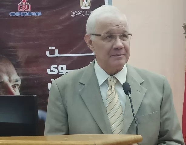 صيدلة الجامعة المصرية الروسية تنظم حملة لـ