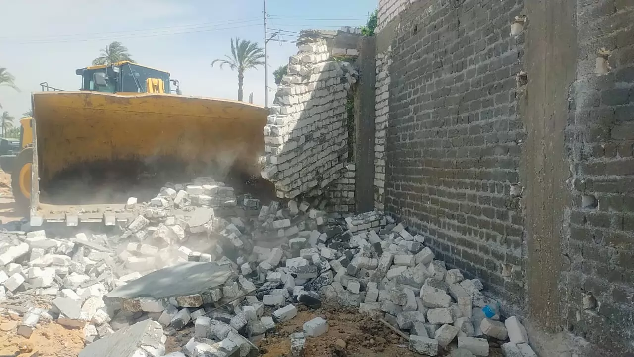 محافظ أسيوط: إزالة 26 حالة تعدٍ ضمن الموجة 28