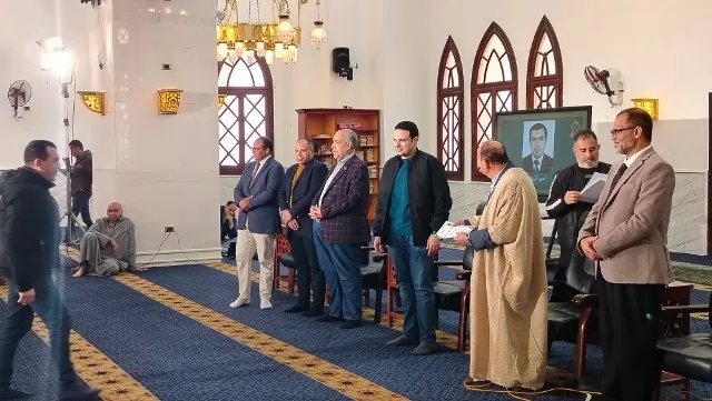 سيد جلال يكرم 42 فائز فى مسابقة مسجد أحباب المصطفى بالشروق.. بالأ