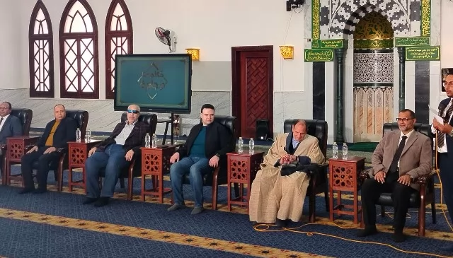 سيد جلال يكرم 42 فائز فى مسابقة مسجد أحباب المصطفى بالشروق.. بالأ