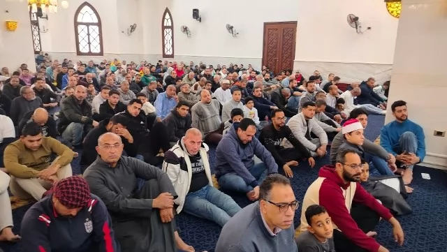 سيد جلال يكرم 42 فائز فى مسابقة مسجد أحباب المصطفى بالشروق.. بالأ
