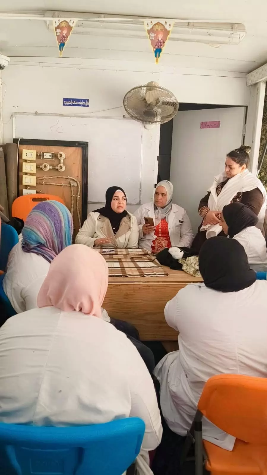  دورات تدريبية ومكافحة الهجرة غير الشرعية بقرى 