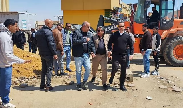 جهاز بدر يعلن الحرب على الباعة الجائلين والعشوائيات بالزلزال.. في