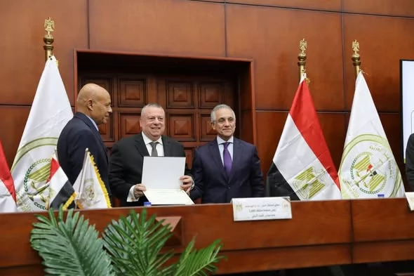 وزير العدل يلتقي قضاة الاستئناف والمحاكم الابتدائية ويكرم المتميز