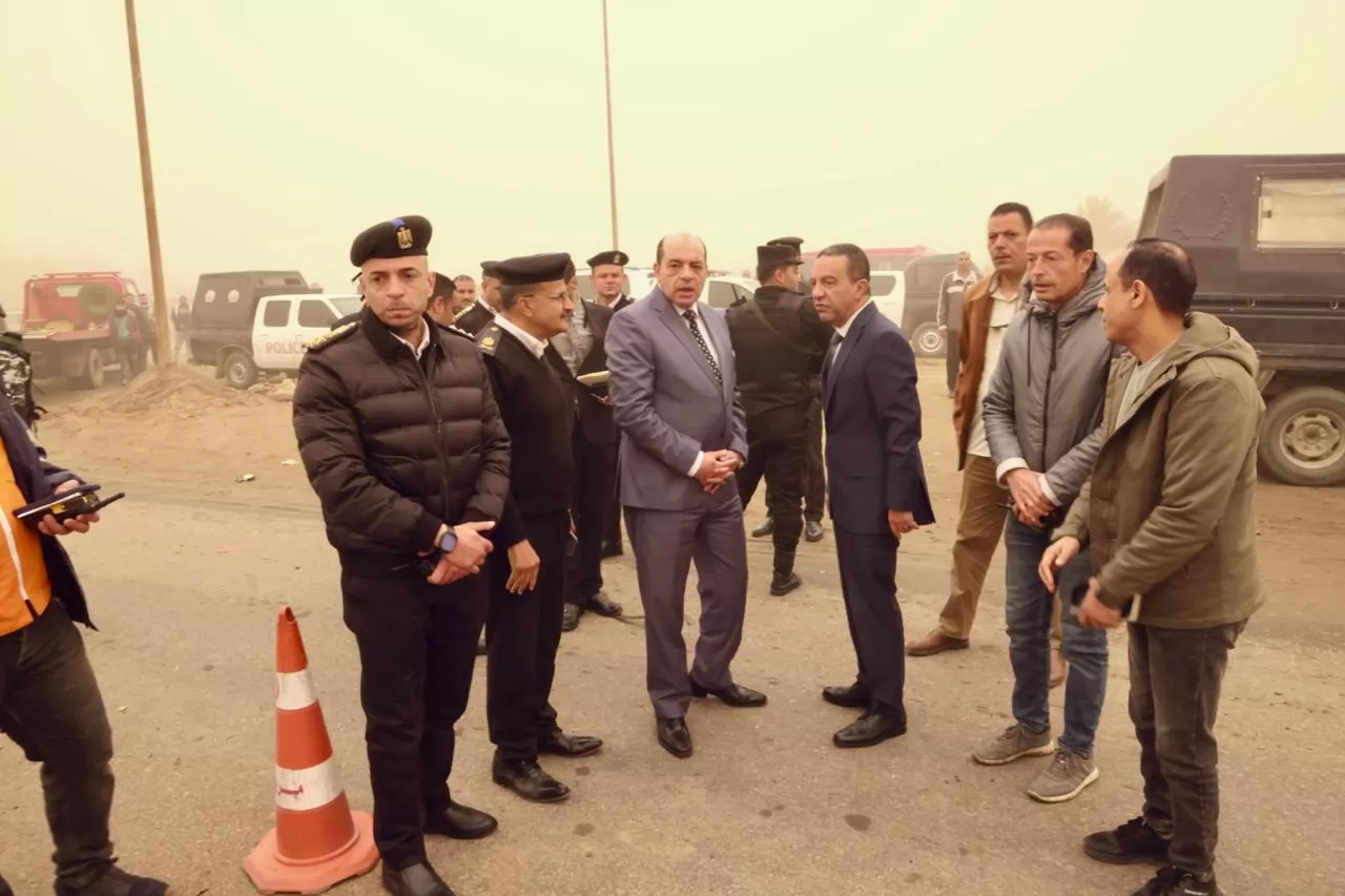 محافظ المنوفية ينتقل الي موقع حادث السادات لتقديم الدعم اللازم