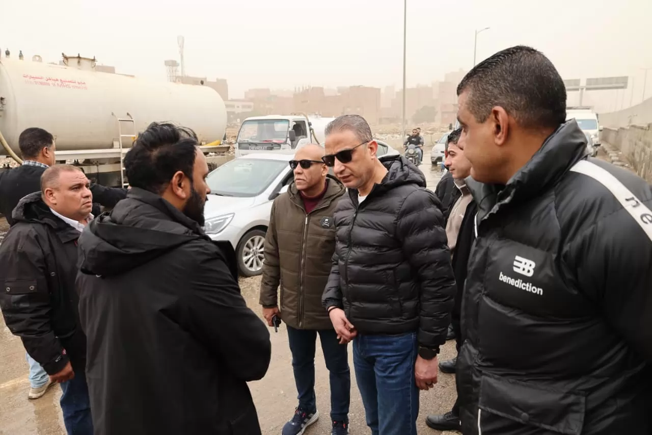 الأنصاري: فرق الطوارئ تعمل على رفع المياه فورًا لضمان الحركة المر