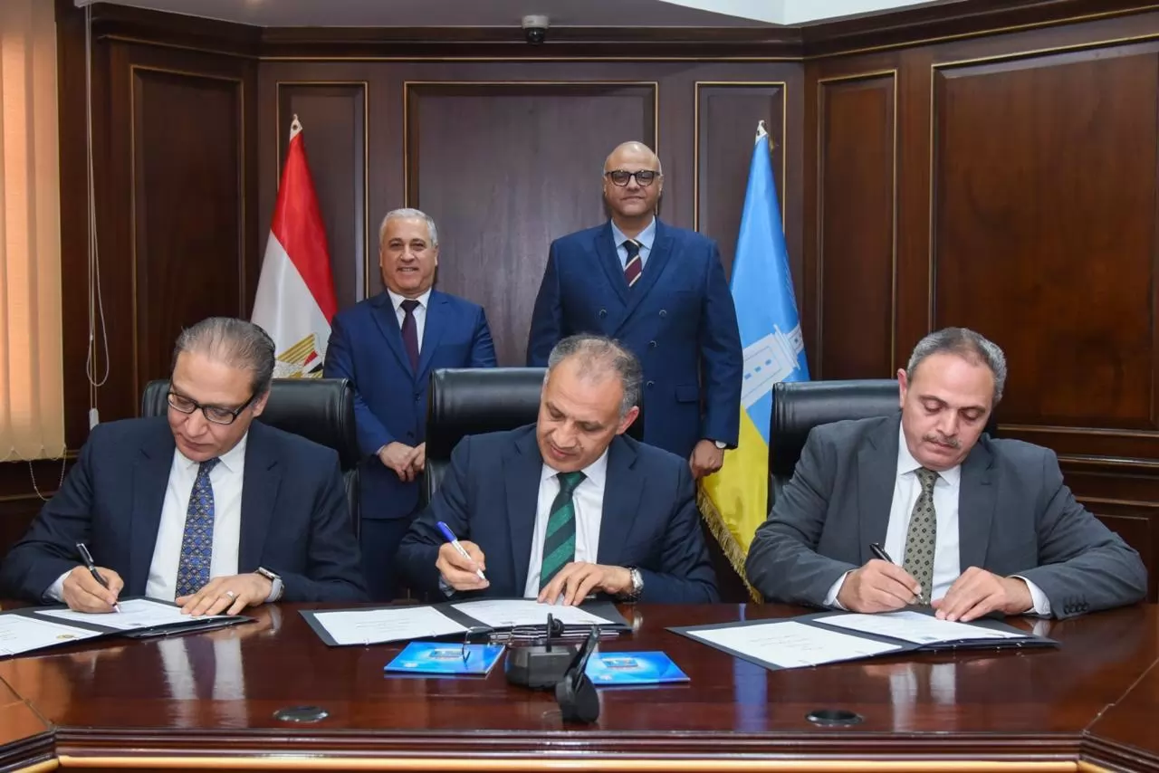 محافظ الإسكندرية ورئيس