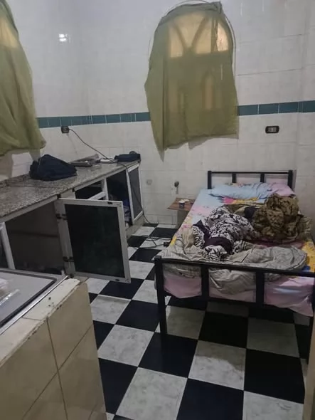 غلق 12 مركزً غير مرخص لعلاج الإدمان بالإسماعيلية..صور