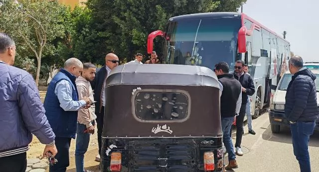 جهاز بدر ينفذ مجزرة للتوك توك بمصادرة 39 بعد مطاردة فى الشوارع.. 