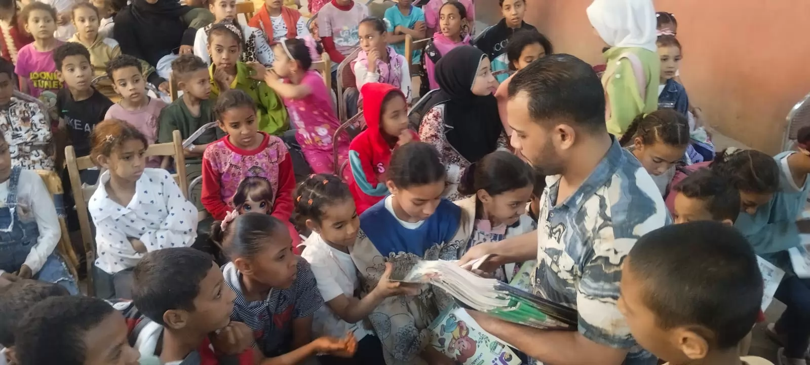 الاراجوز و المهرج لمسرح شباب الجنوب فى قنا