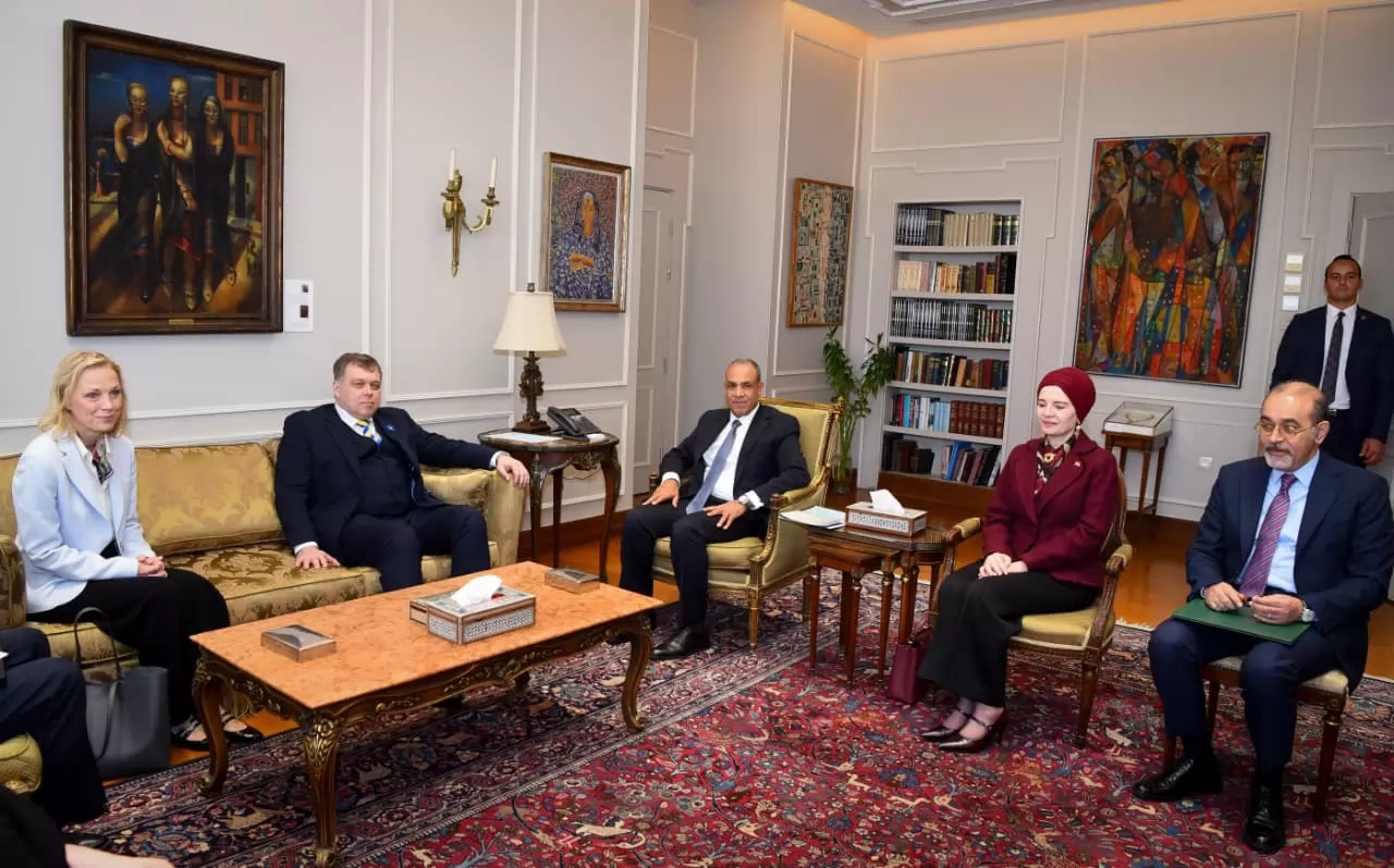 وزير الخارجية يستقبل رئيس البرلمان الاستوني 
