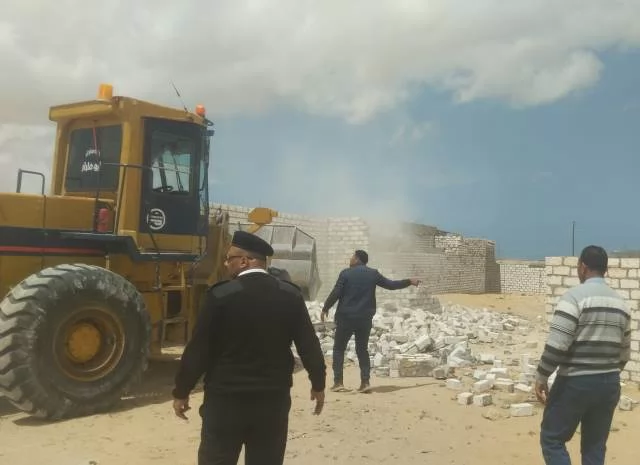 جهاز العلمين الجديدة ينفذ 22 قرار إزالة للتعديات على أراضى الدولة