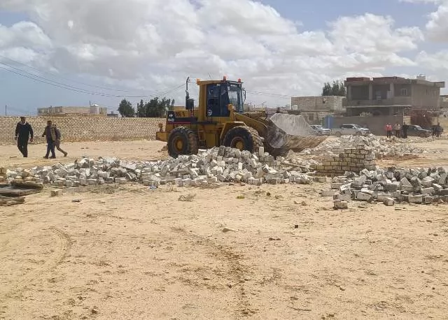جهاز العلمين الجديدة ينفذ 22 قرار إزالة للتعديات على أراضى الدولة