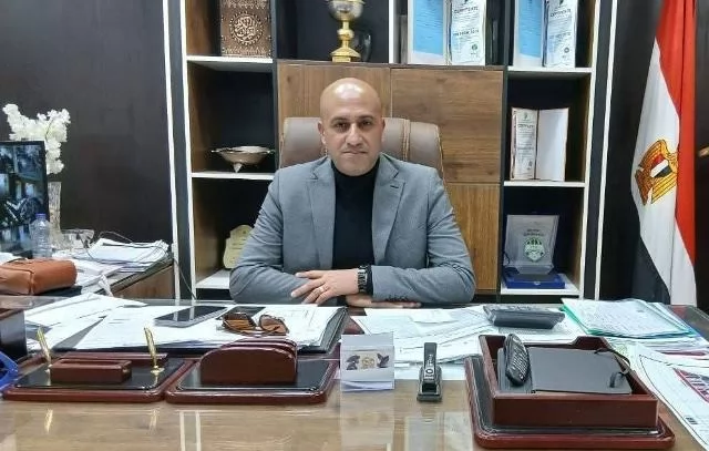 أسباب إغلاق وتشيمع (21) محل ومطعم فى مدينة الشروق.. بالصور