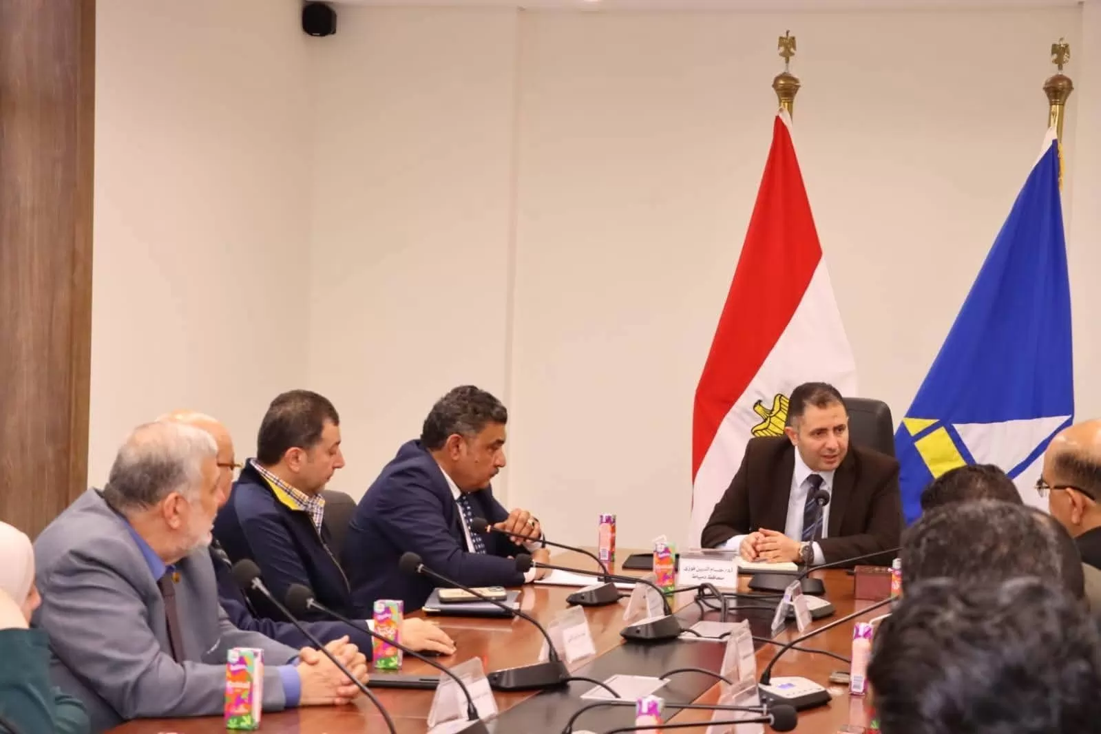 محافظ دمياط يلتقي مجلس أمناء المدينة.. حلول عاجلة للمشكلات .. صور