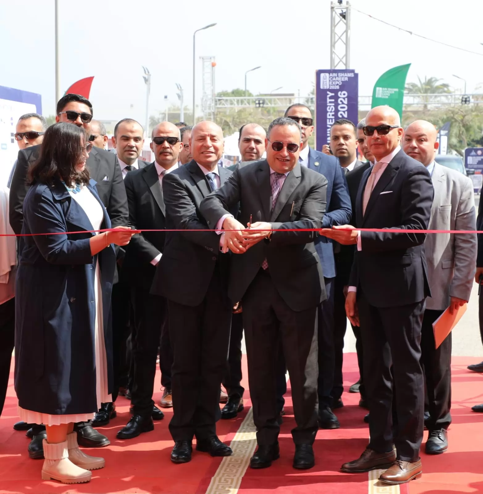 وزير التعليم العالي يفتتح الملتقى التوظيفي الأكبر بجامعة عين شمس