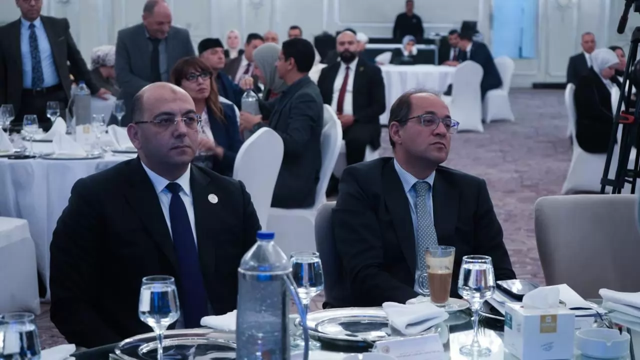 وزير المالية فى حلقة نقاشية مع أعضاء حزب «حماة الوطن»..صور
