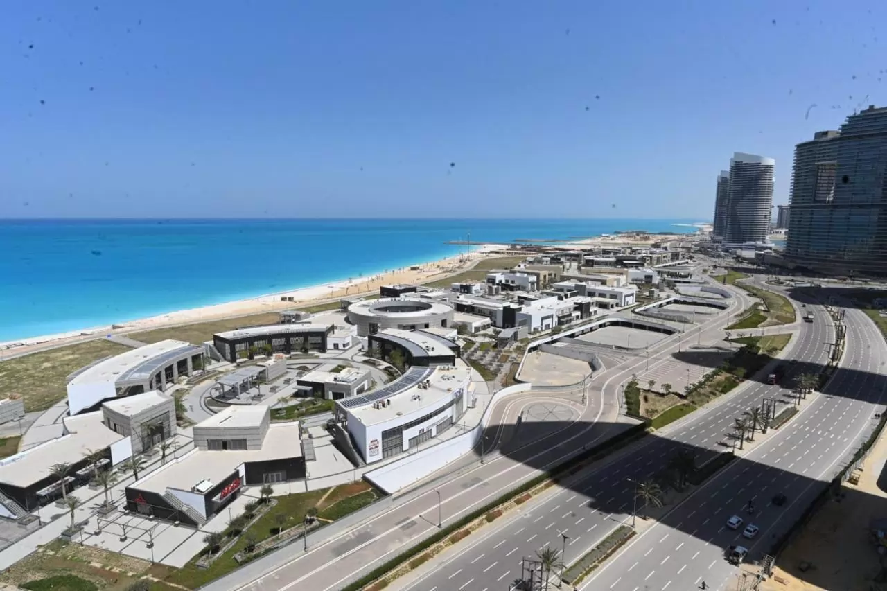 الإسكان تكشف موقف تنفيذ مشروعات الساحل الشمالي