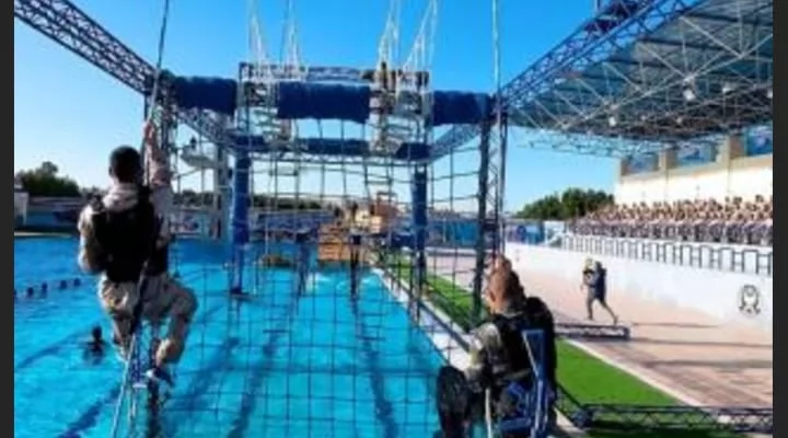 الداخلية تنظم برنامج تعايش بين طلبة الشرطة وطلاب الكلية الحربية 