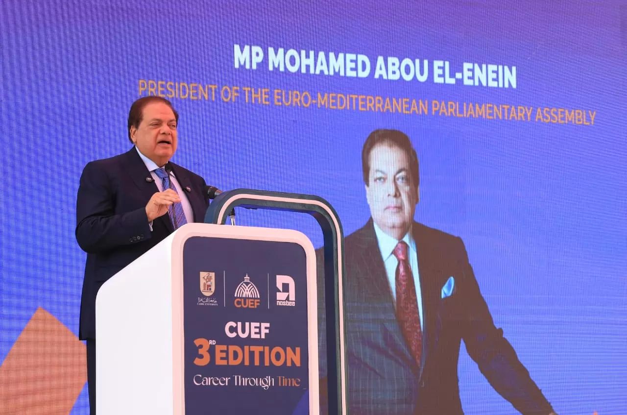 وزير التعليم العالي يفتتح ملتقى التوظيف والتدريب بجامعة القاهرة