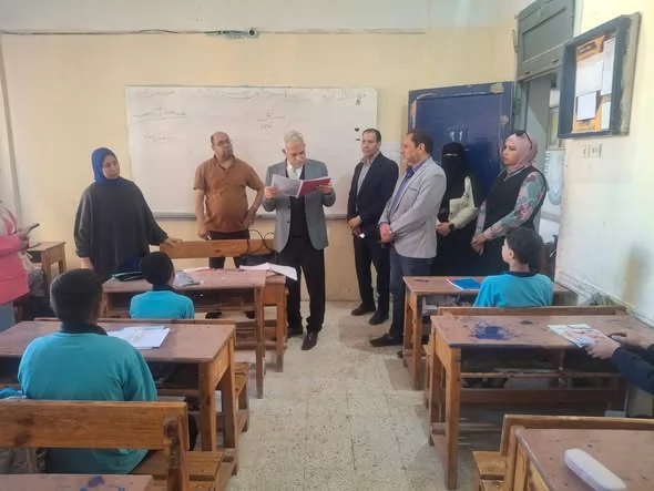 مدير تعليم الإسماعيلية يتفقد مدارس إدارة شمال..صور
