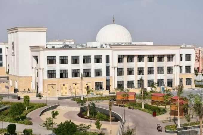 4.5 مليارات جنيه لإنشاء وتجهيز جامعة الإسماعيلية الجديدة الأهلية