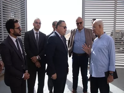 وزير التعليم العالي يتفقد الحرم الجديد لجامعة سنجور ببرج العرب