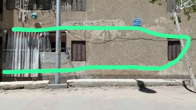 جهاز بدر يقطع المرافق عن إحدى الجهات الهامة ويشن حملة إشغالات.. ص