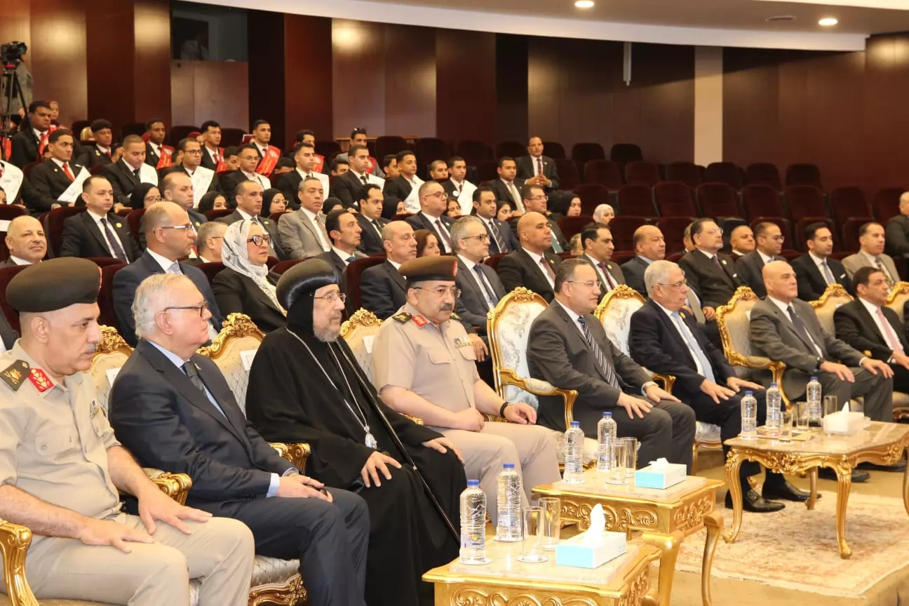 وزير التعليم العالي يشهد إطلاق الصالونات الثقافية بالجامعات 