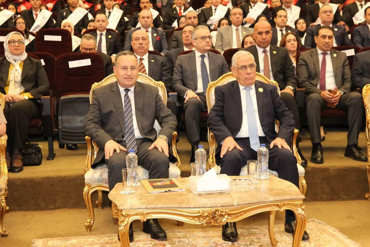 وزير التعليم العالي يشهد إطلاق الصالونات الثقافية بالجامعات 