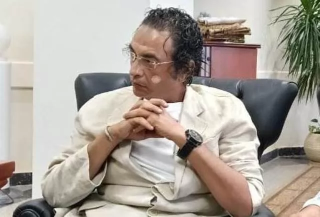 رئيس جهاز مدينة بدر يجرى حركة تنقلات للإدارات بين النواب.. بالصور