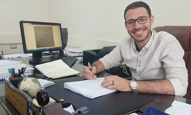 رئيس جهاز مدينة بدر يجرى حركة تنقلات للإدارات بين النواب.. بالصور