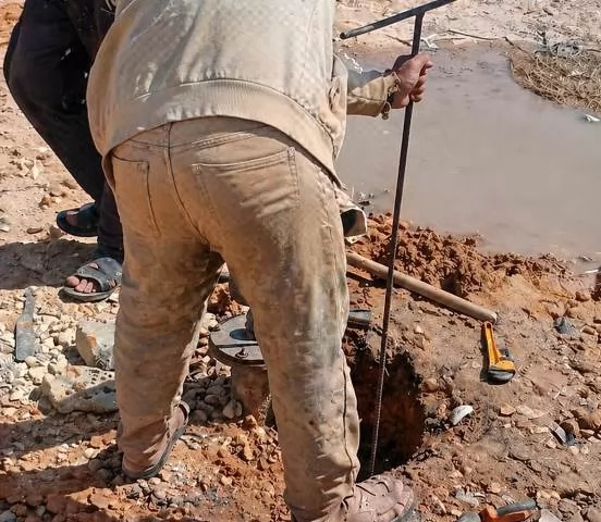 ضربة قاسمة من جهاز العاشر لسارقى المياه.. وإزالة ٢٩٣ وصلة خلسة.. 