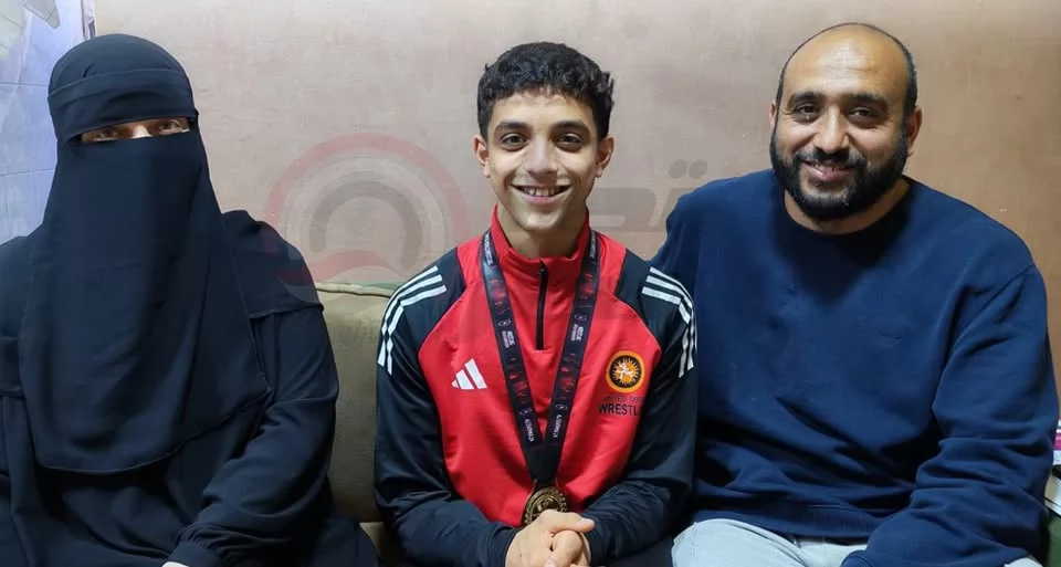 عبدالله ابن الإسماعيلية ..حديث العالم وبطل مصارعة أفريقيا