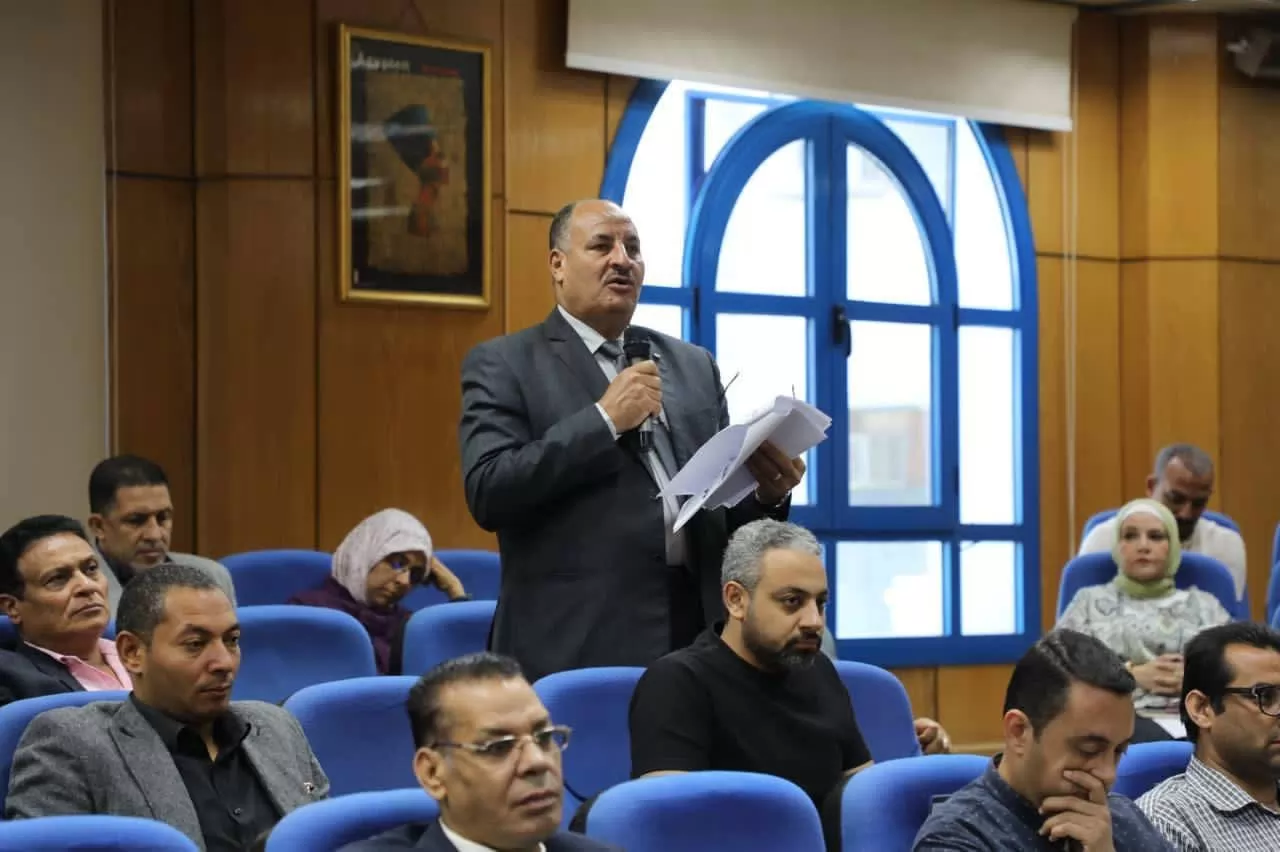 كدواني: دعم العمال تشديد الرقابة وتسريع مشروعات التعليم والصحة