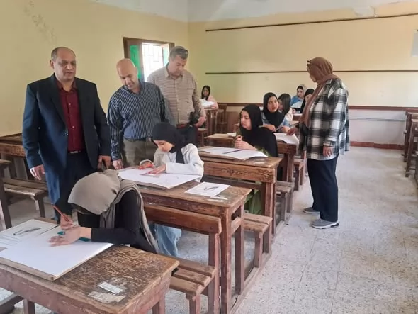 انتظام امتحانات صفوف النقل بالتعليم الفني في الإسماعيلية