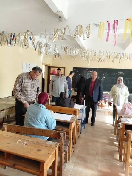 انتظام امتحانات صفوف النقل بالتعليم الفني في الإسماعيلية